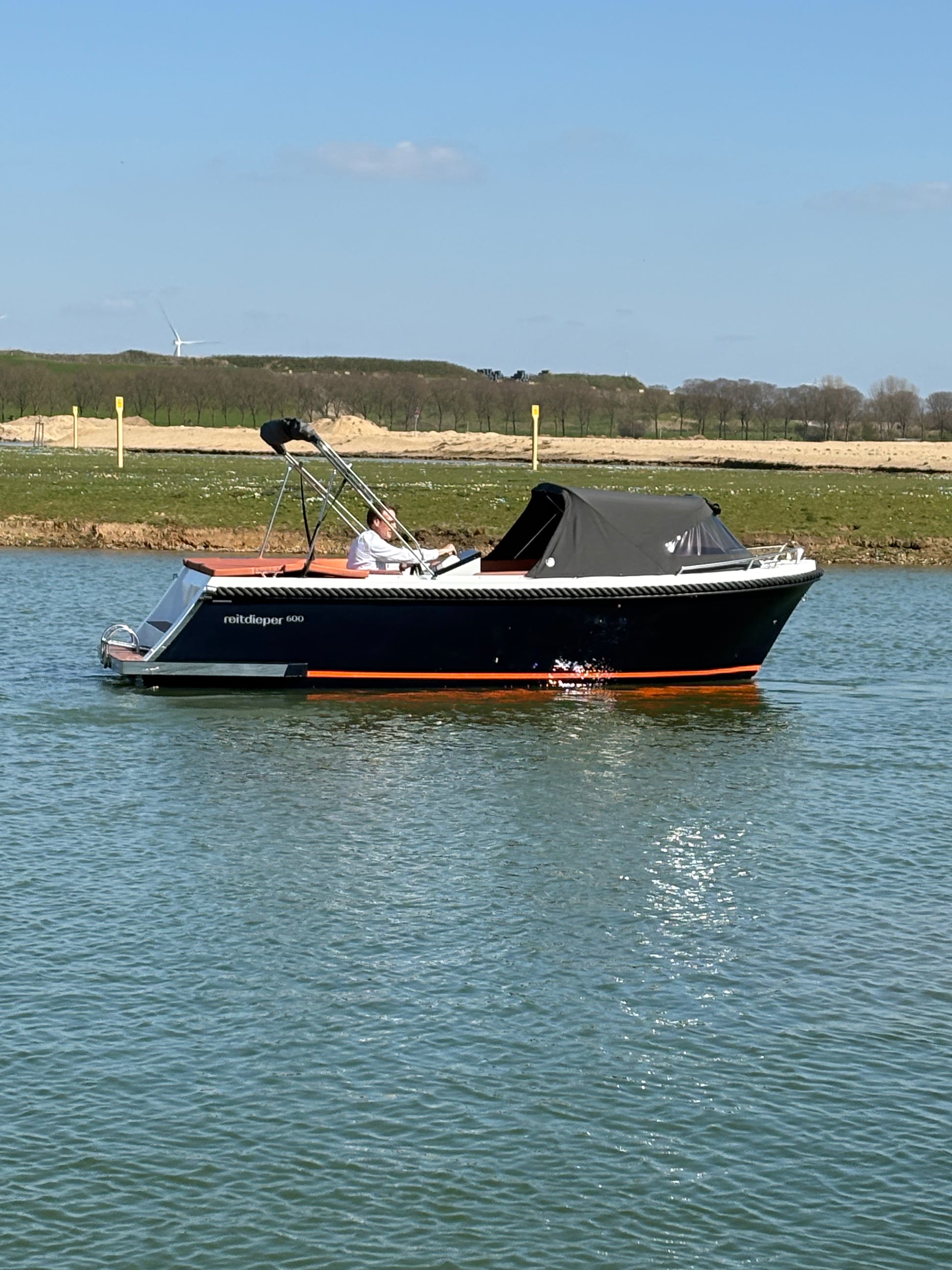 Reitdieper 600