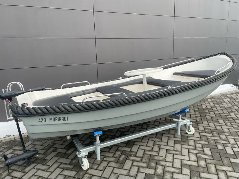 Marinaut 420 elektrische Schaluppe 4 Meter