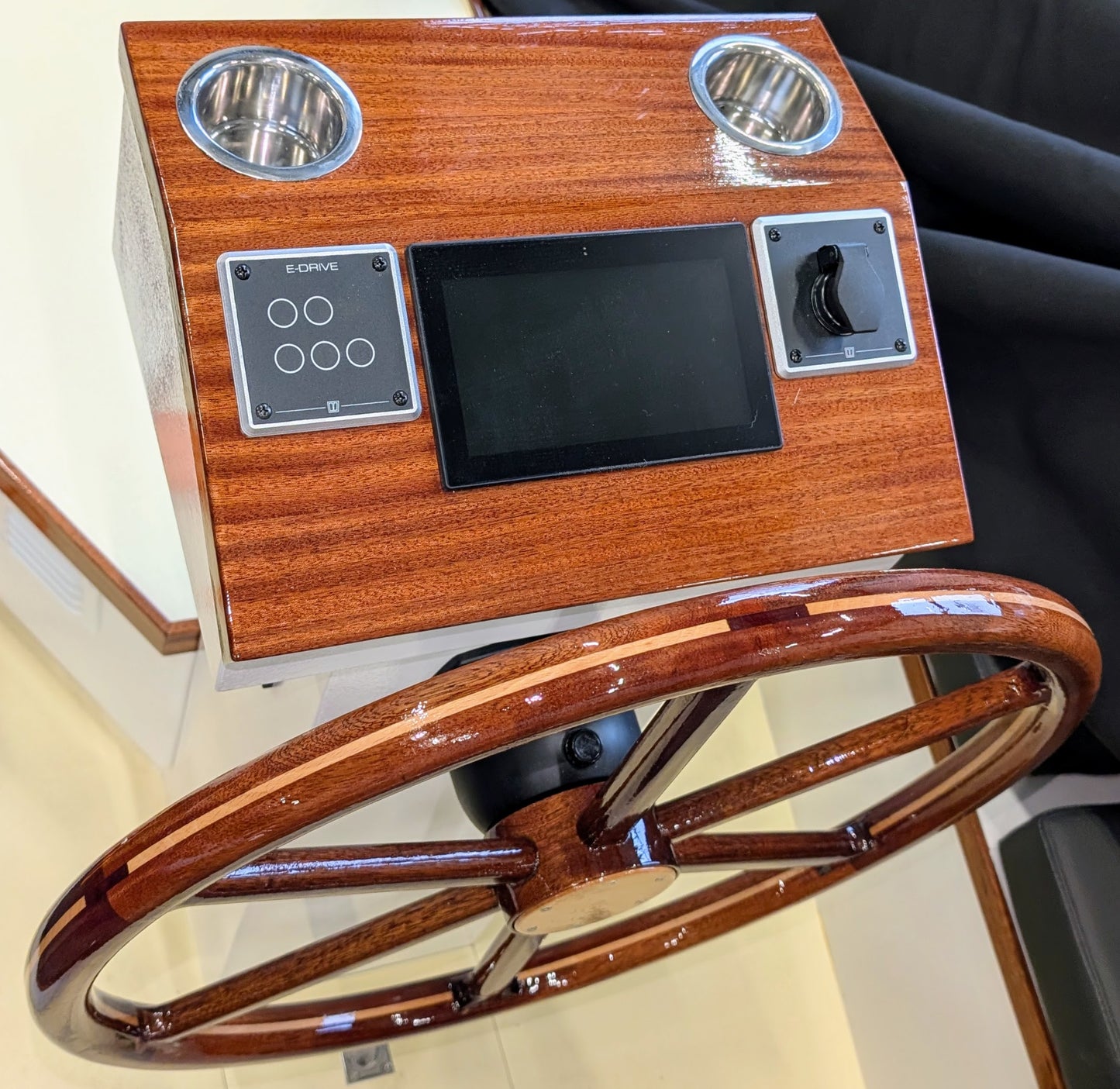 Vetus E-LINE E-Drive Elektro-Innenbordmotor 4 - 13,3 kW – 5 kW / Luft