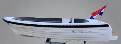 Witte Lago Amore 565 tendersloep op witte achtergrond
