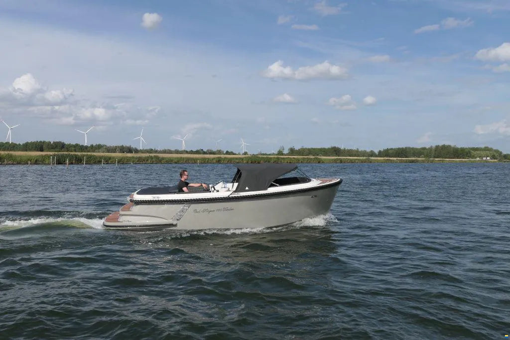 Oud huijzer 650 Tender