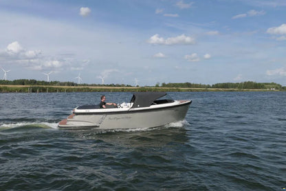 Oud huijzer 650 Tender