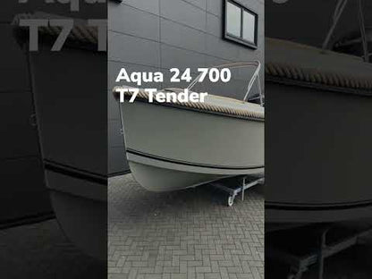 Aqua 24 T7 700 tender