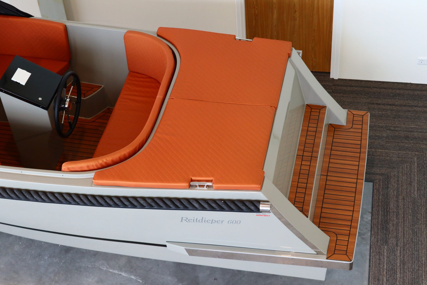 Reitdieper 600 Tendersloep