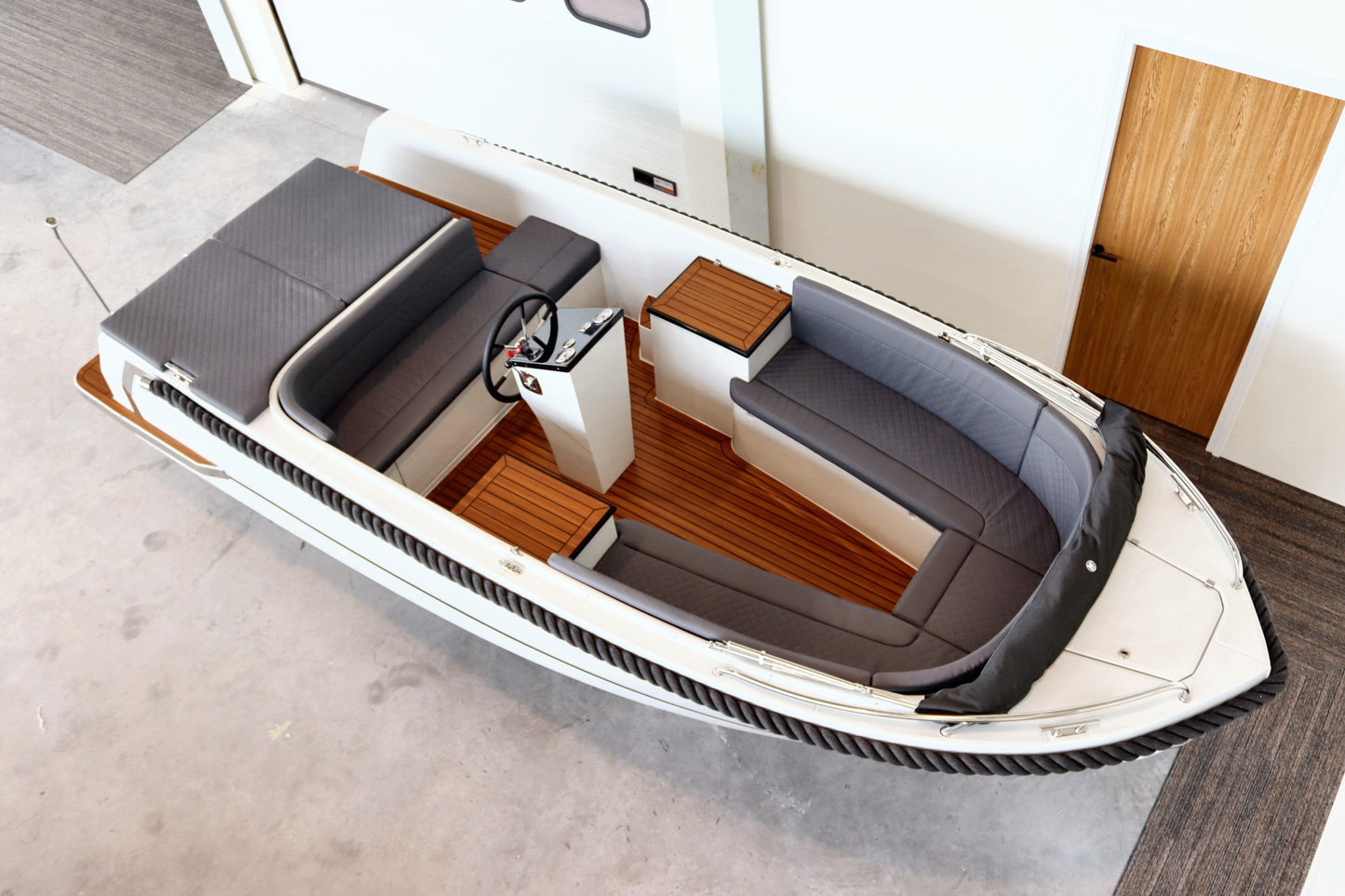 Reitdieper 635 Tender