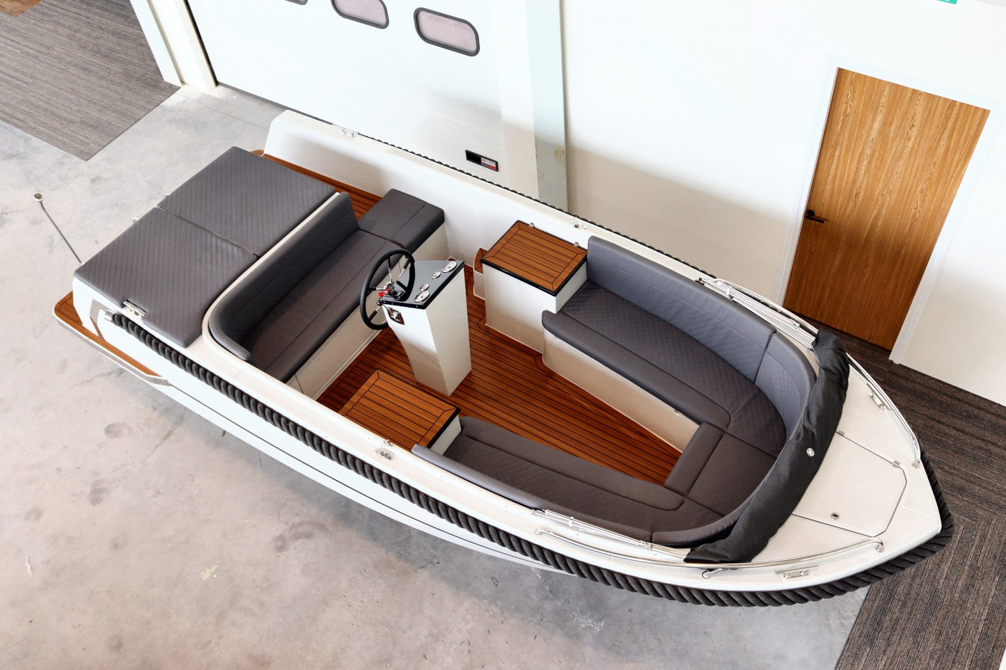 Reitdieper 635 Tender